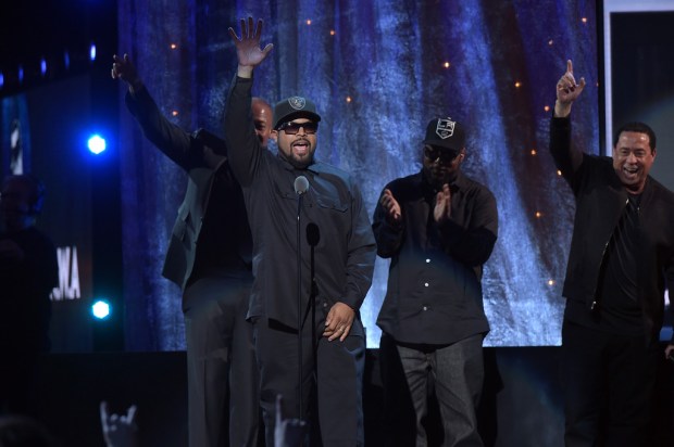 kendrick-lamar-inducts-nwa-into-the-rock-and-roll-hall-of-fame-3
